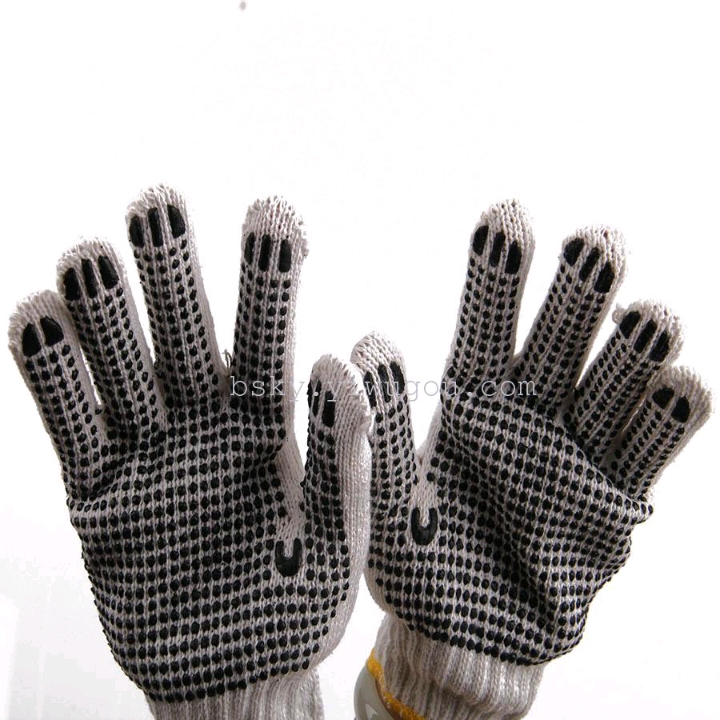 Cotton dotted gloves